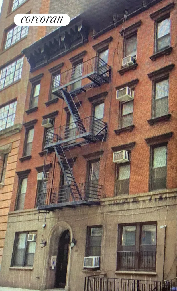210 W 17th Street New York City NY 10011