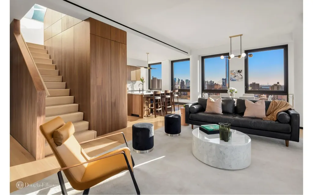 242 Broome Street New York City NY 10002