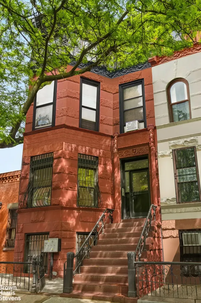 521 Decatur Street New York City NY 11233