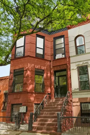521 Decatur Street New York City NY 11233