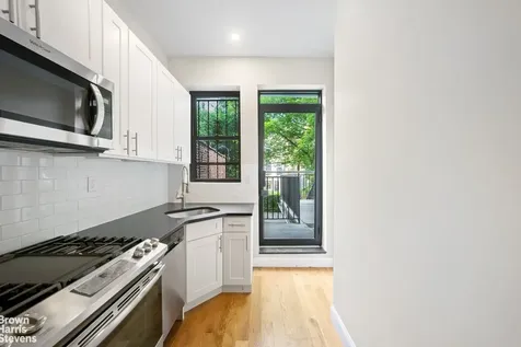 521 Decatur Street New York City NY 11233