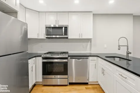 521 Decatur Street New York City NY 11233