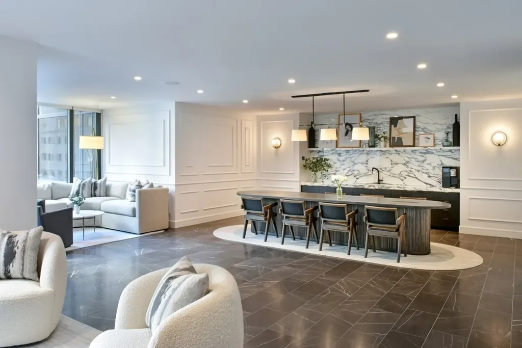 721 5th Avenue New York City NY 10022