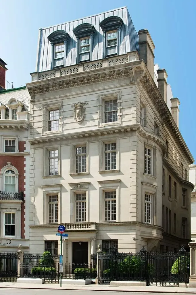 4 E 79th Street New York City NY 10075