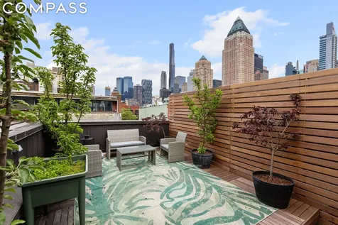 420 W 47th Street New York City NY 10036