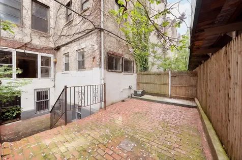 18 W 76th Street New York City NY 10023