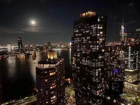 330 E 38th Street New York City NY 10016