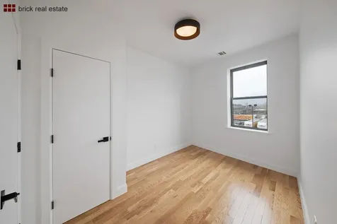 18-60 Flushing Avenue New York City NY 11385