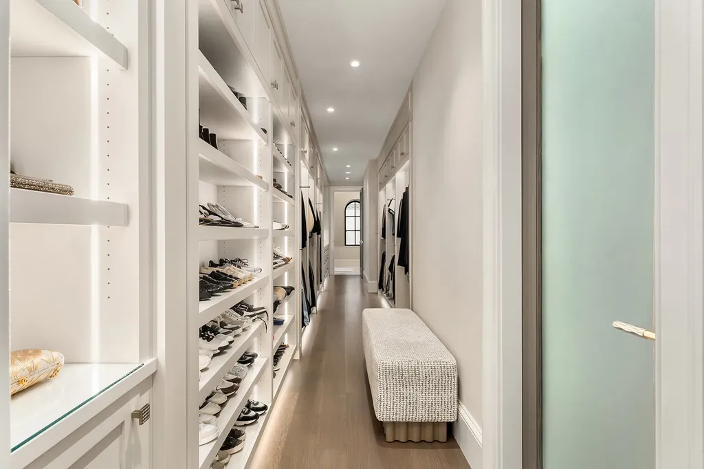 34 E 62nd Street New York City NY 10065