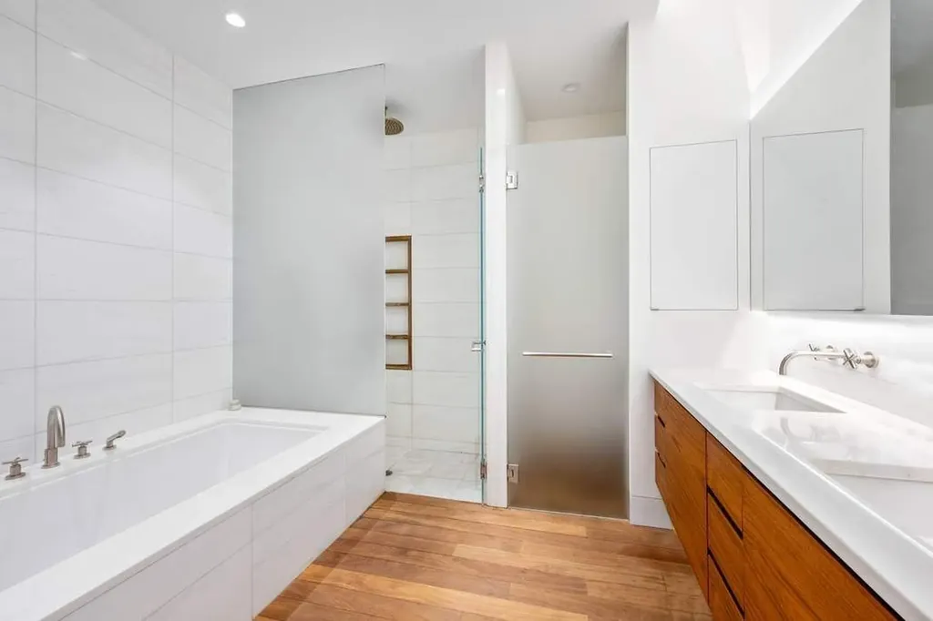 328 W 108th Street New York City NY 10025