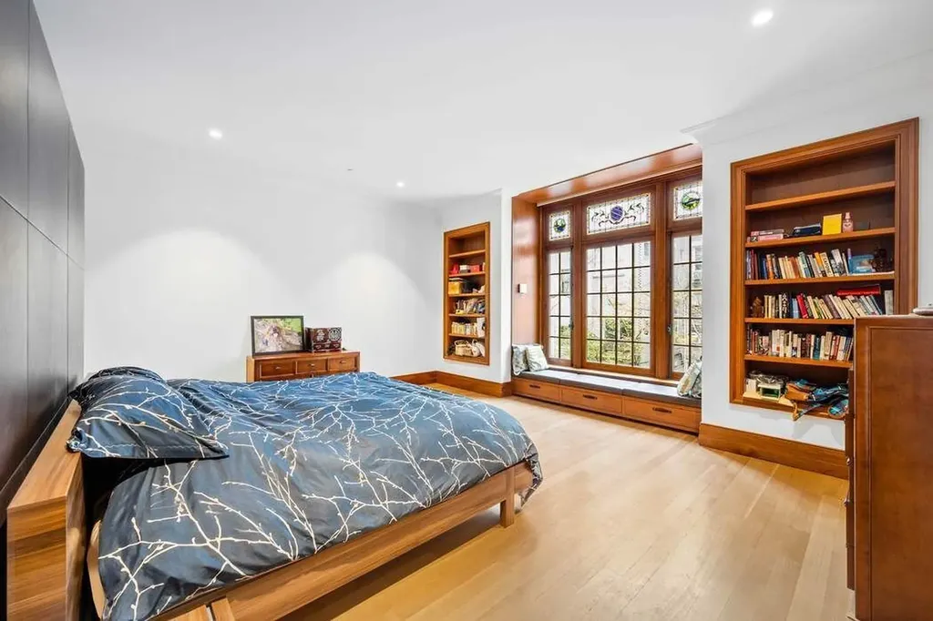 328 W 108th Street New York City NY 10025