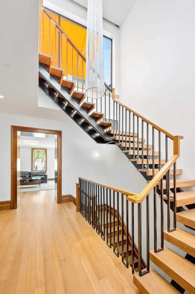 328 W 108th Street New York City NY 10025