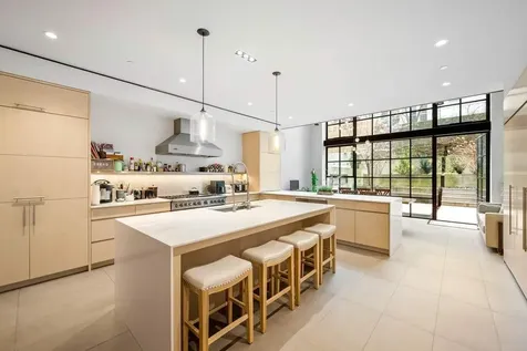 328 W 108th Street New York City NY 10025