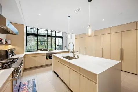 328 W 108th Street New York City NY 10025