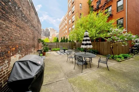 661 10th Avenue New York City NY 10036