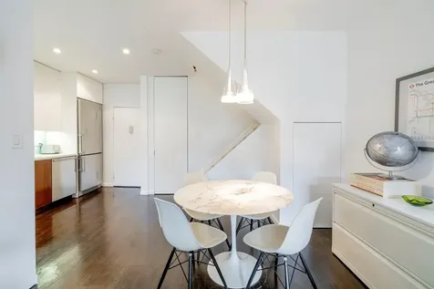 661 10th Avenue New York City NY 10036