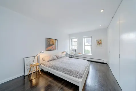 661 10th Avenue New York City NY 10036