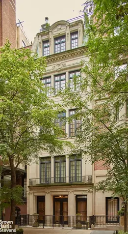 10 E 75th Street New York City NY 10021