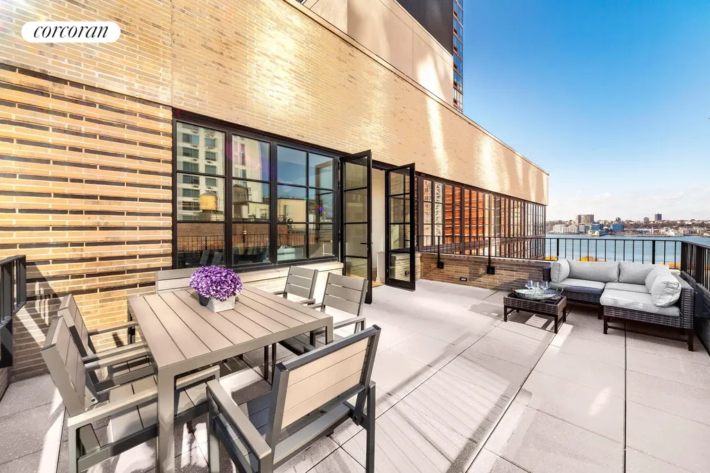 550 W 29th Street New York City NY 10001