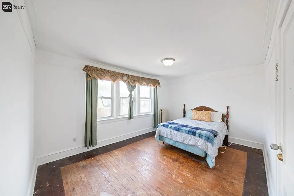 88-20 215th Street New York City NY 11427