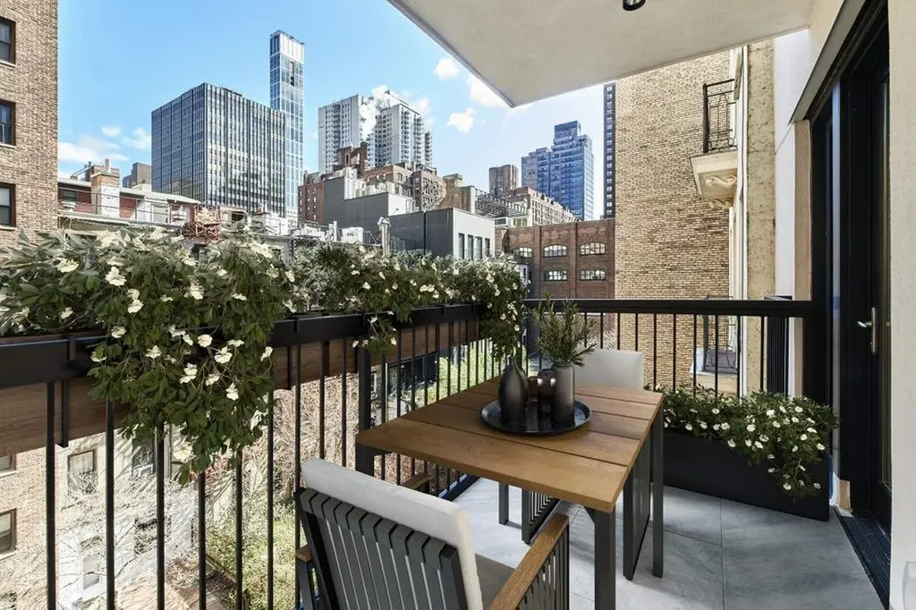 323 E 53rd Street New York City NY 10022