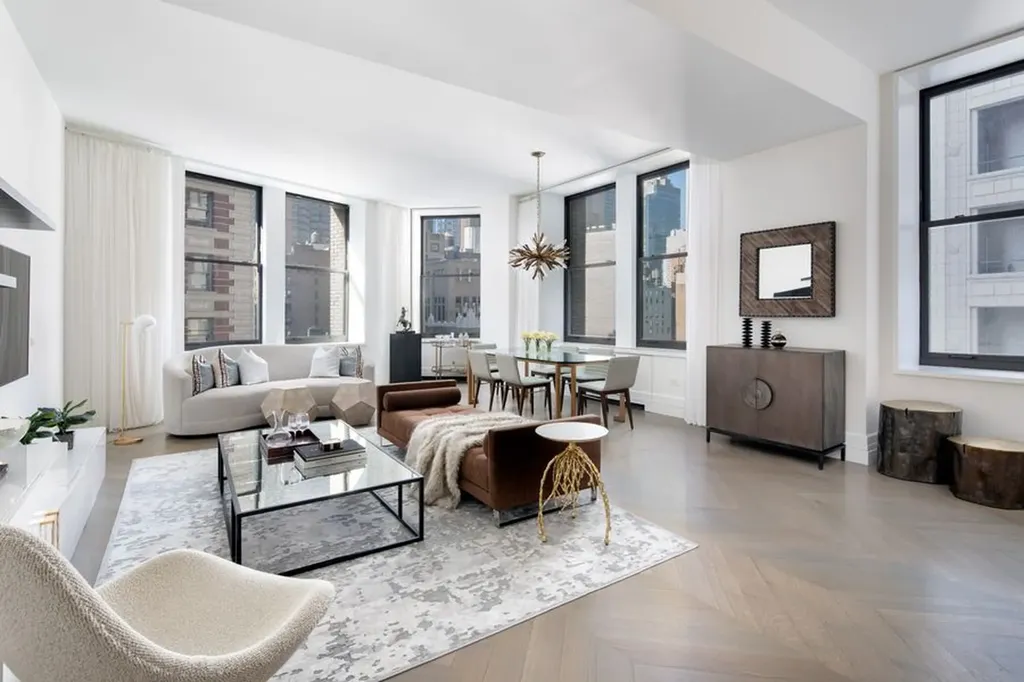 212 5th Avenue New York City NY 10010