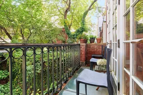 453 W 24th Street New York City NY 10011