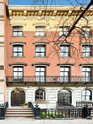 123 E 10th Street New York City NY 10003