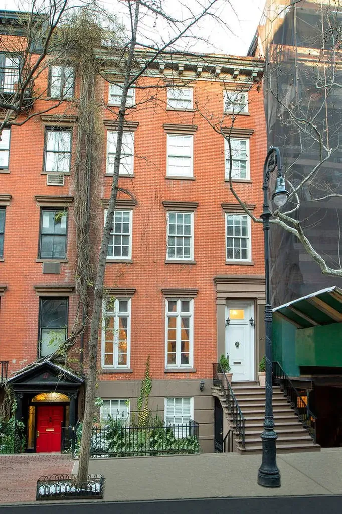 25 W 10th Street New York City NY 10011