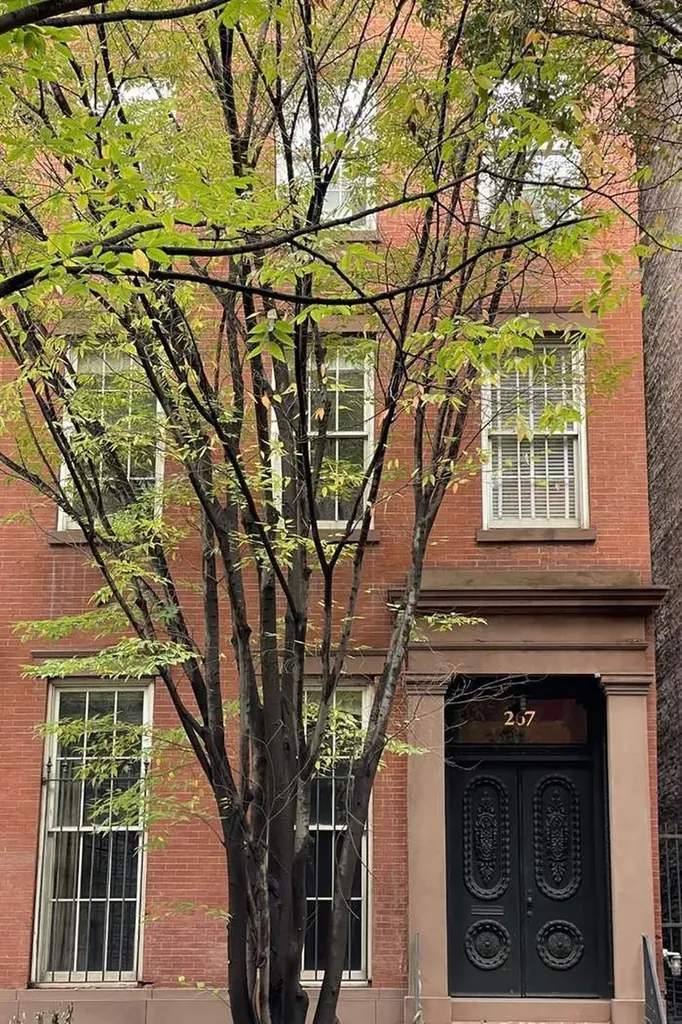 267 W 11th Street New York City NY 10014