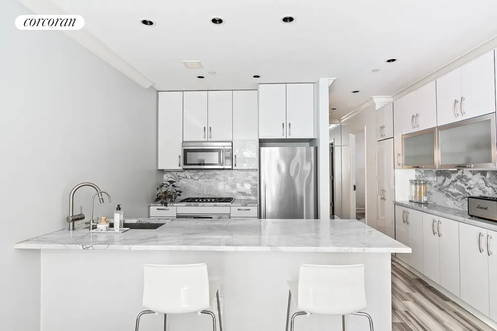 180 Woodpoint Road New York City NY 11211