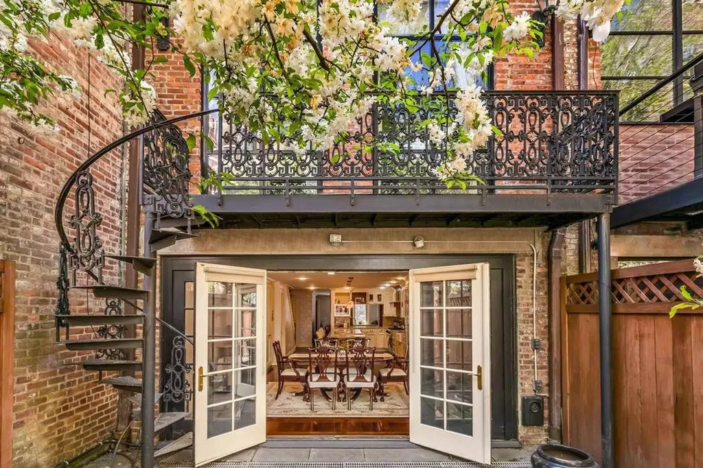 33 W 95th Street New York City NY 10025