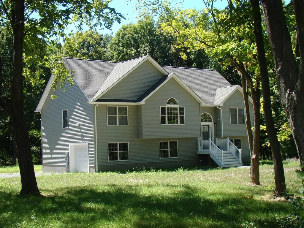 2714 Route 82 Pleasant Valley NY 12569