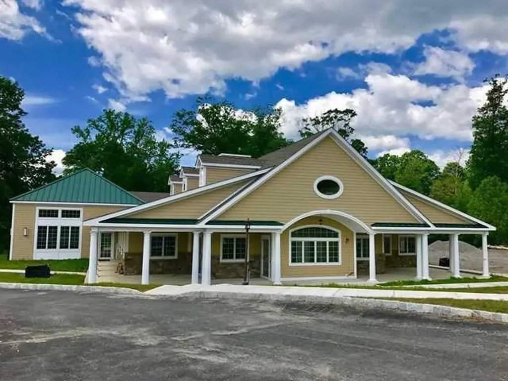 258 Hudson View Terrace Hyde Park NY 12538