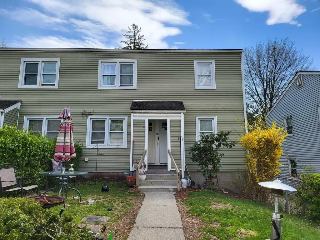 20 Vernon Terrace Poughkeepsie NY 12601