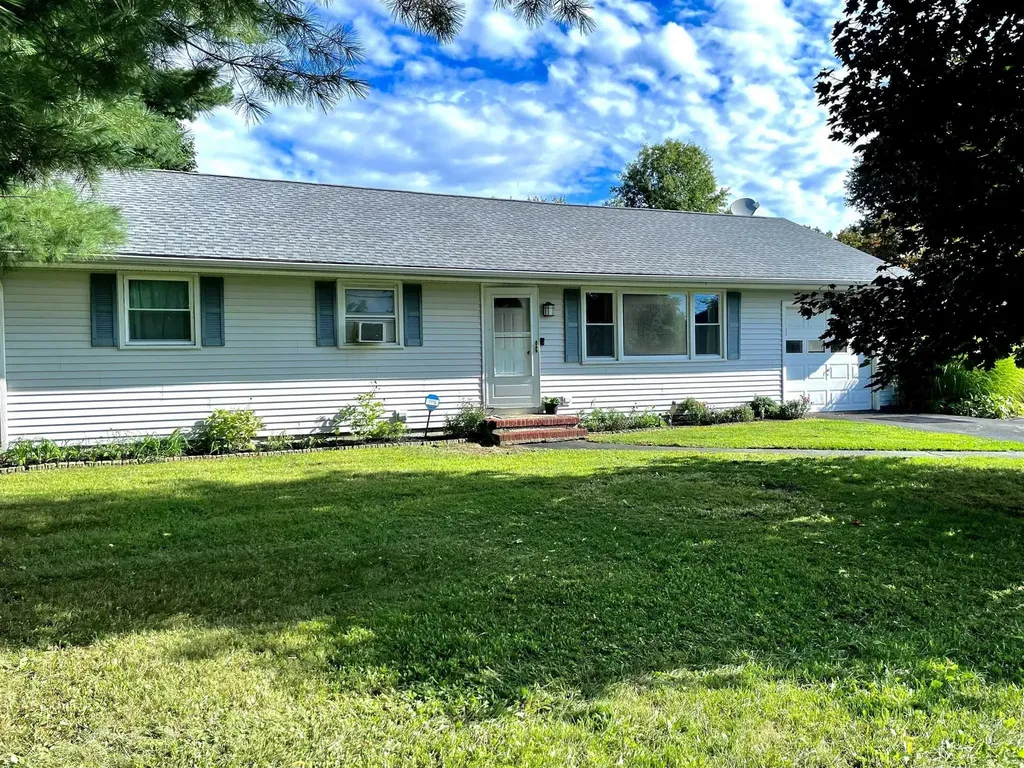 38 Rokeby Road Red Hook NY 12571