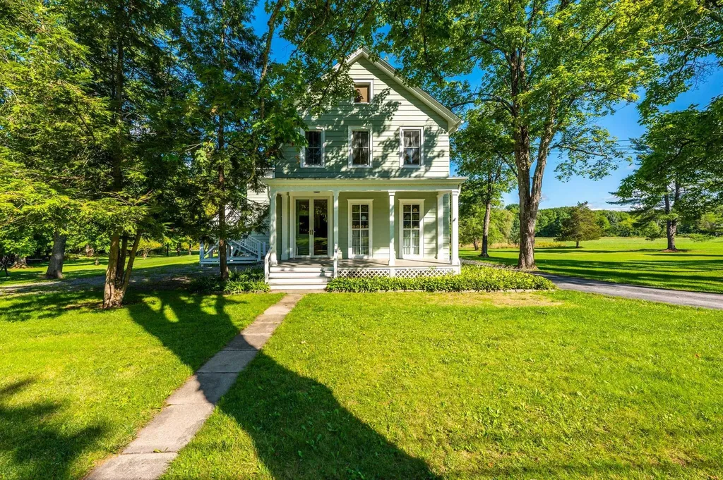 91 North Road Tivoli NY 12583