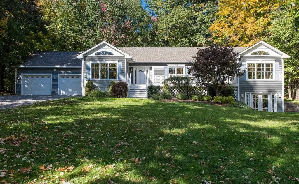 38 Blue Echo Road Red Hook NY 12571