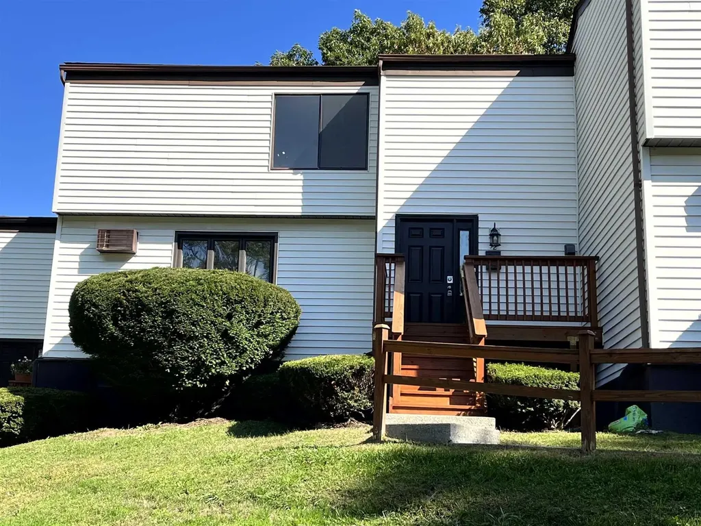 3 Hook Road Poughkeepsie NY 12601