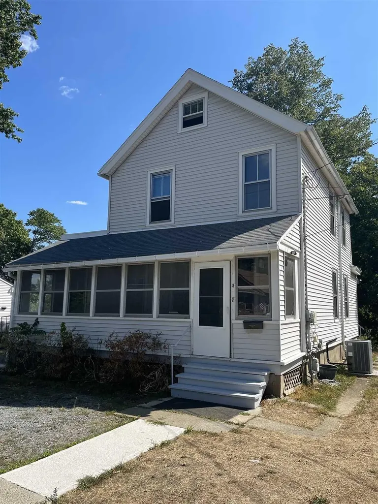 8 Parkview Terrace Poughkeepsie NY 12603