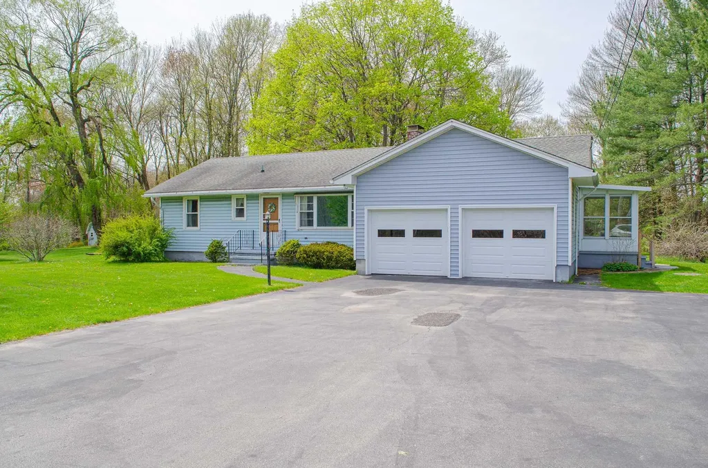 8083 Albany Post Road Red Hook NY 12571