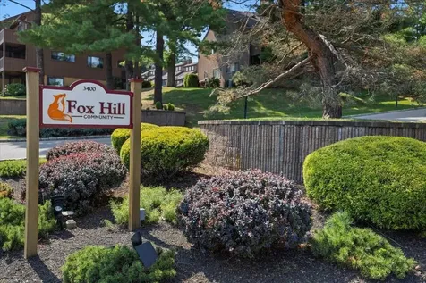 407 Crystal Hill Lane Poughkeepsie NY 12603
