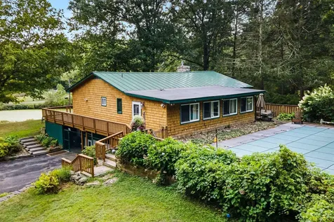 22 Beckrick Drive Rhinebeck NY 12572
