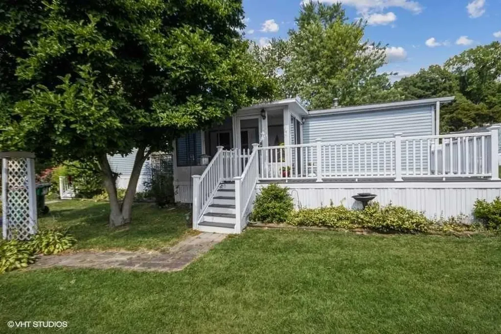 4 Carmela Lane Beacon NY 12508