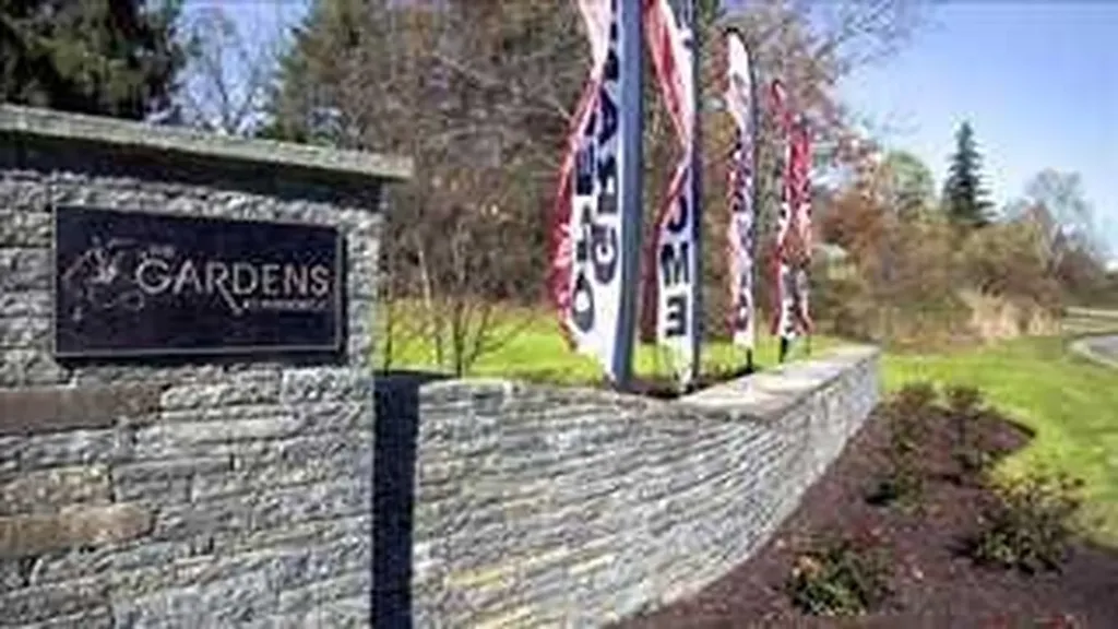 384 Gardenia Drive Rhinebeck NY 12572