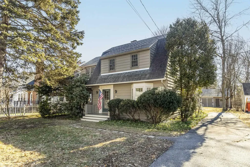 32 Platt Avenue Rhinebeck NY 12572