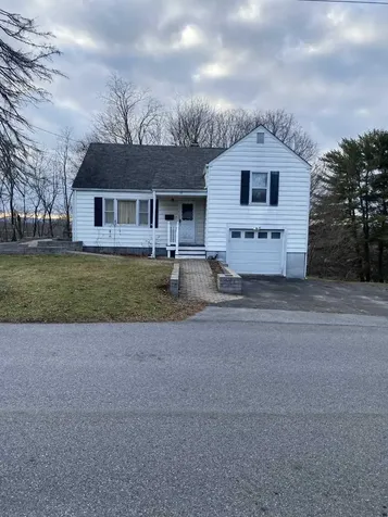 17 Catskill Avenue Poughkeepsie NY 12603
