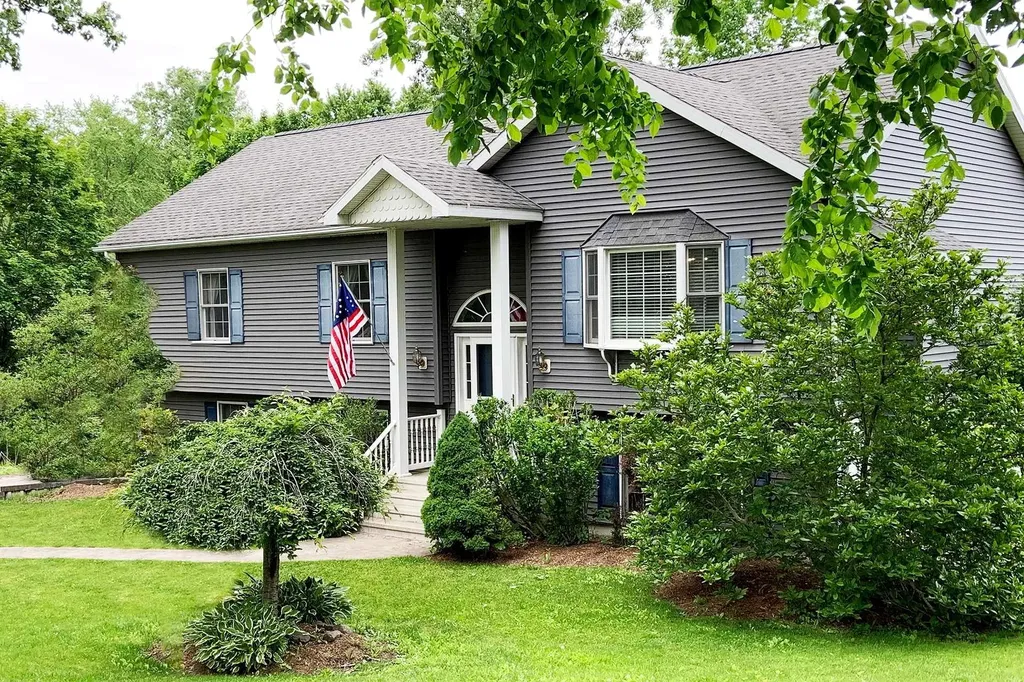 97 N Farm Drive Dover Plains NY 12522