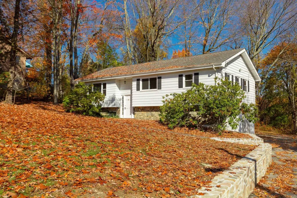 64 Tamarack Hill Drive Poughkeepsie NY 12603