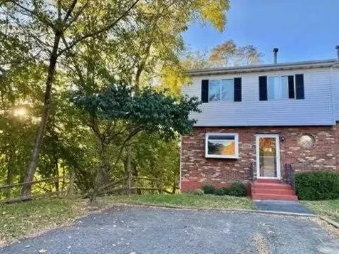 529 Harbor View Court Beacon NY 12508
